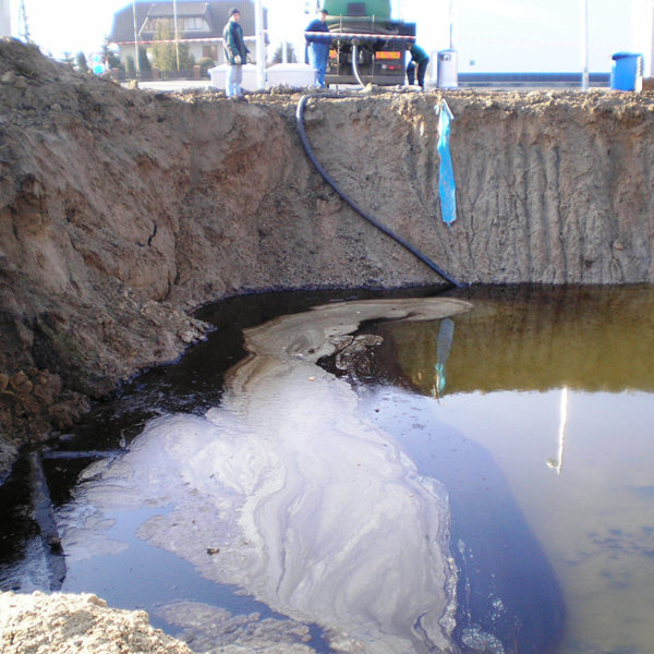 Pumping contaminated water off